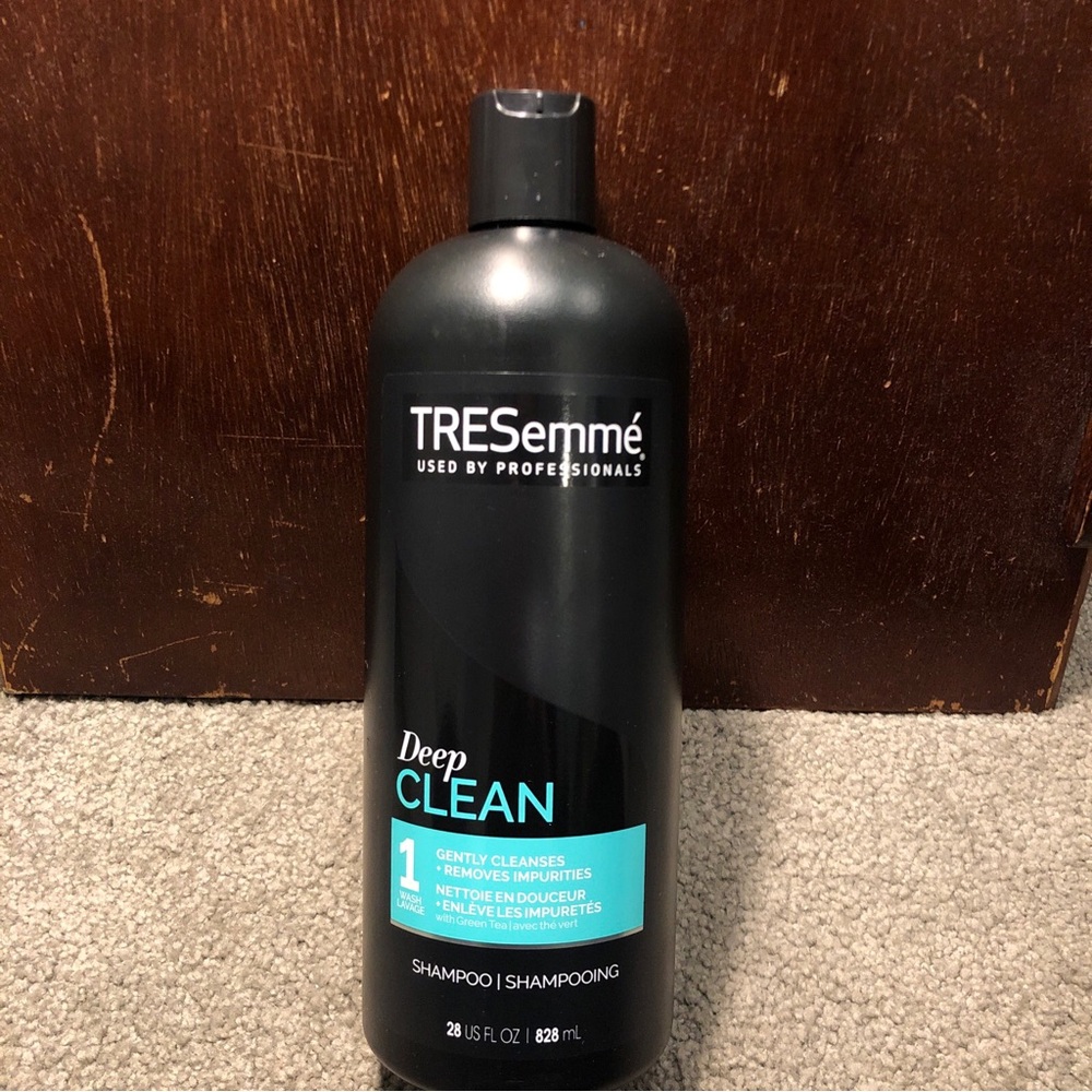 TRESemme Deep Clean Shampoo Gently Cleanses Removes Impurities Green Tea 28oz